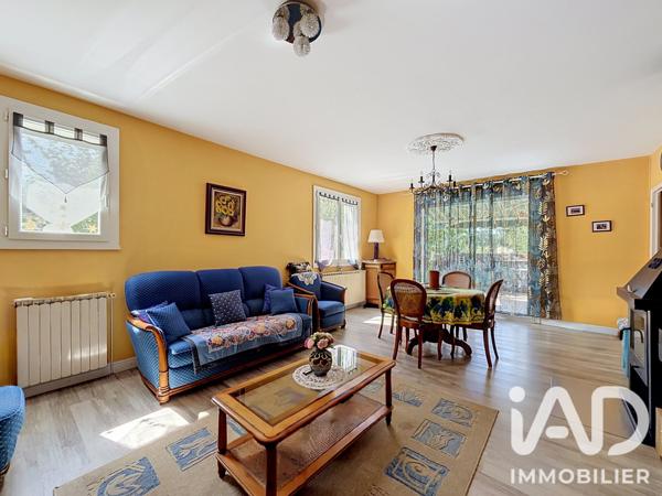 Maison à vendre 7 pièces 145 m² Saint-Alban-sur-Limagnole