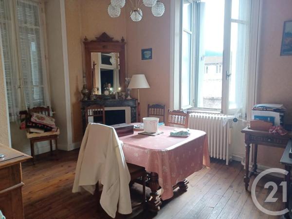 Maison à vendre  10 pièces - 220 m 2   BOURG ARGENTAL  - 42