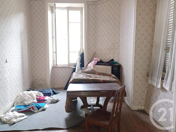 Maison à vendre  10 pièces - 220 m 2   BOURG ARGENTAL  - 42