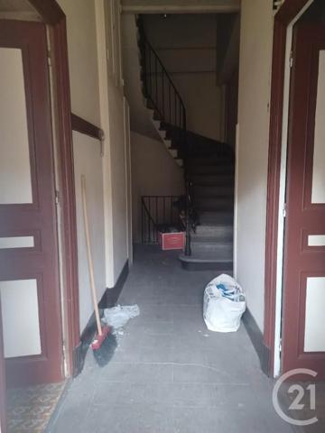Maison à vendre  10 pièces - 220 m 2   BOURG ARGENTAL  - 42