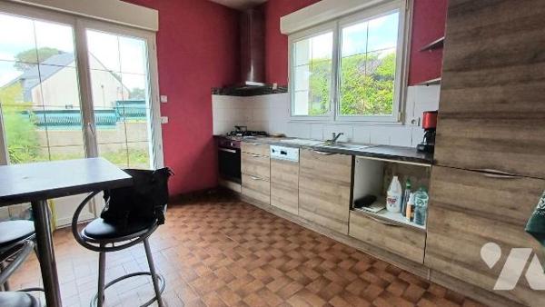 Maison de charme  en bord de mer, offrant un cadre de vie exceptionnel  entre confort, espace e...