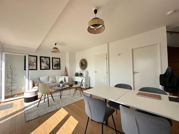 PUTEAUX: : DUPLEX 4P 3 chambres - dernier étage et vue panoramique sur Paris