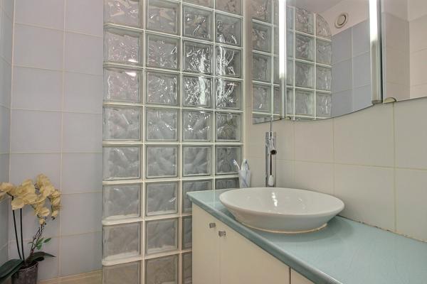 Appartement 2 pièces à vendre au 13ème étage à Paris