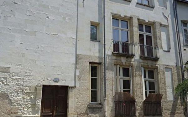 Appartement à louer    1 pièce •  Tours