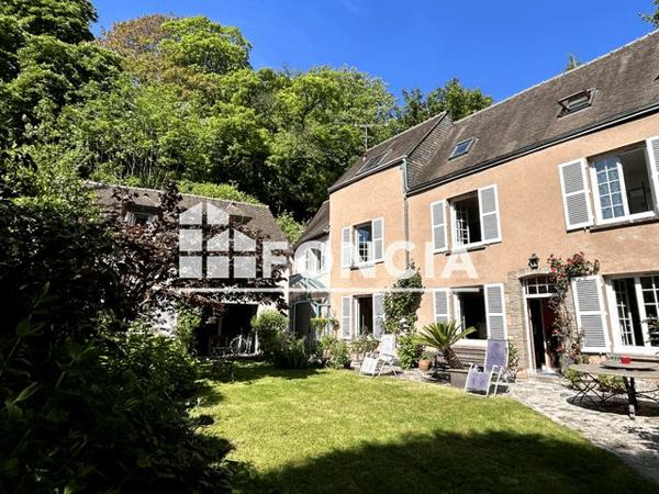 À vendre Maison 7 pièces 230 m² - Chartres 28000