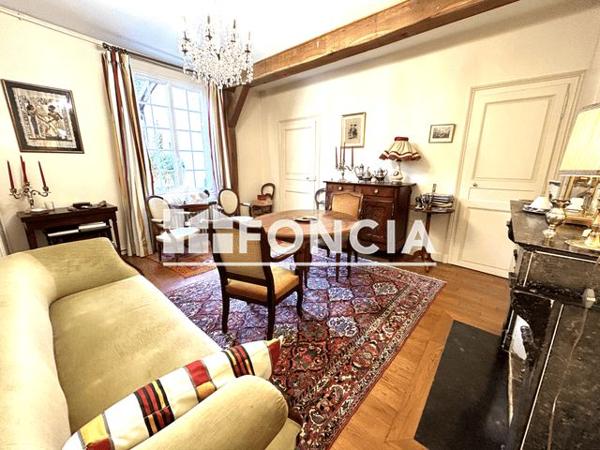 À vendre Maison 7 pièces 230 m² - Chartres 28000