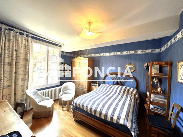 À vendre Maison 7 pièces 230 m² - Chartres 28000