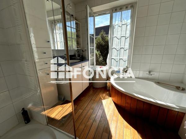 À vendre Maison 7 pièces 230 m² - Chartres 28000