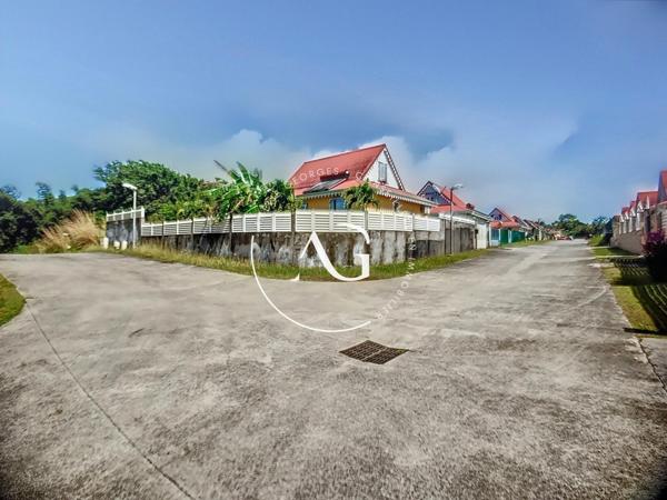 Opportunité à Morne Rouge : Terrain 621 m² prêt à construire