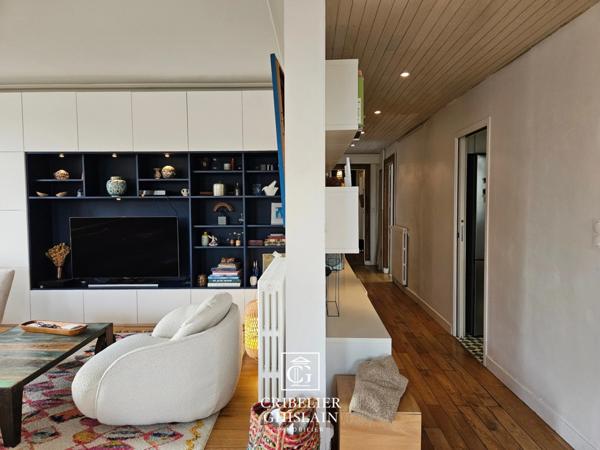 Appartement au charme unique 190 M2 / 5 chambres + cave privative.