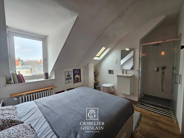 Appartement au charme unique 190 M2 / 5 chambres + cave privative.