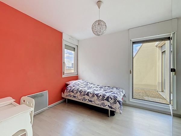 Appartement 5 pièces avec terrasses et vue dégagée à vendre à Lyon 8ème  MONPLAISIR