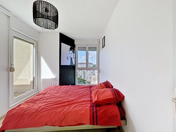 Appartement 5 pièces avec terrasses et vue dégagée à vendre à Lyon 8ème  MONPLAISIR