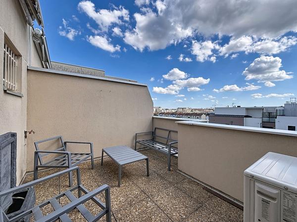 Appartement 5 pièces avec terrasses et vue dégagée à vendre à Lyon 8ème  MONPLAISIR