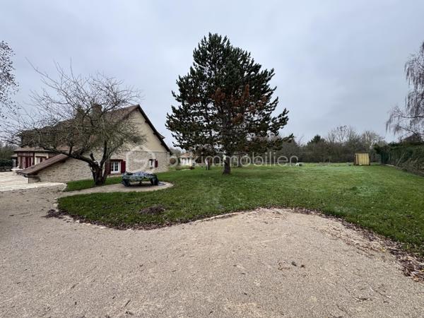 Maison ancienne de 261 m²