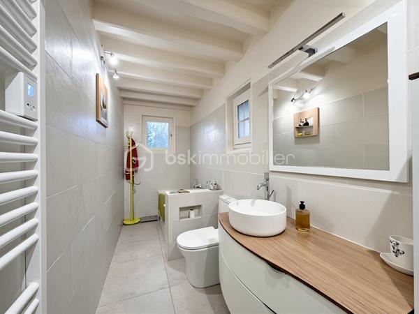 Maison ancienne de 261 m²