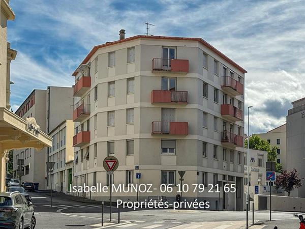 lot de 2 appartements F1 let F2 à Clermont Ferrand, les Carmes