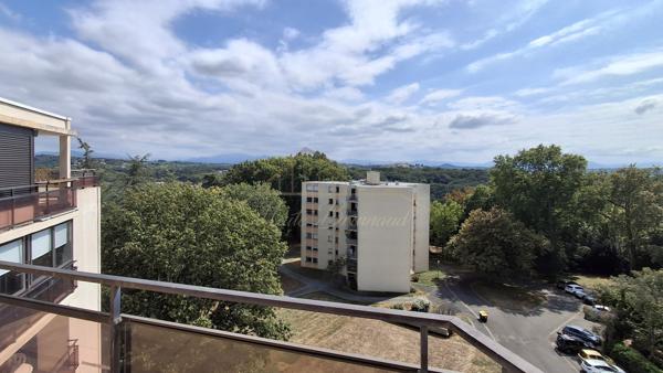 Saint-Pierre-d’Irube – T3bis 83 m² – Deux terrasses et vue panoramique