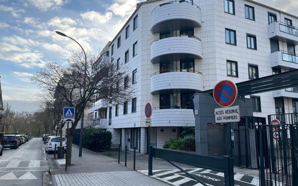 Appartement à vendre    2 pièces • 44,08 m2 Vincennes