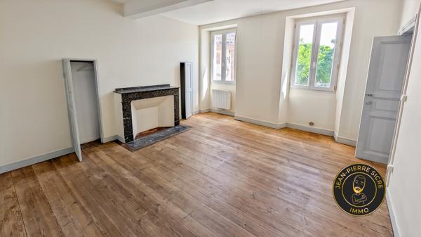 Maison de village de 109 m² habitables avec cour privative et sous-sol d'exception – Cintegabelle Centre
