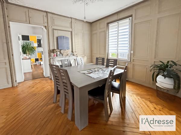 Maison Charleval 8 pièce(s) 190m2