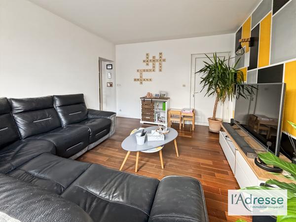 Maison Charleval 8 pièce(s) 190m2