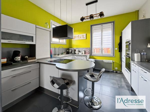 Maison Charleval 8 pièce(s) 190m2