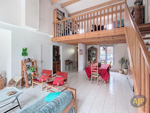 Vente maison Montaigu : 285 000 € - AJP Immobilier Montaigu