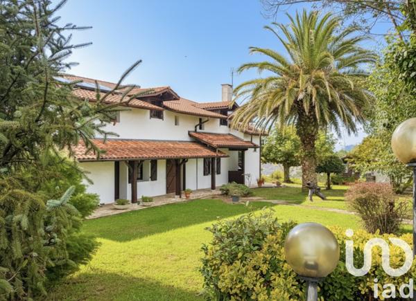 Maison à vendre 9 pièces 290 m² Villefranque