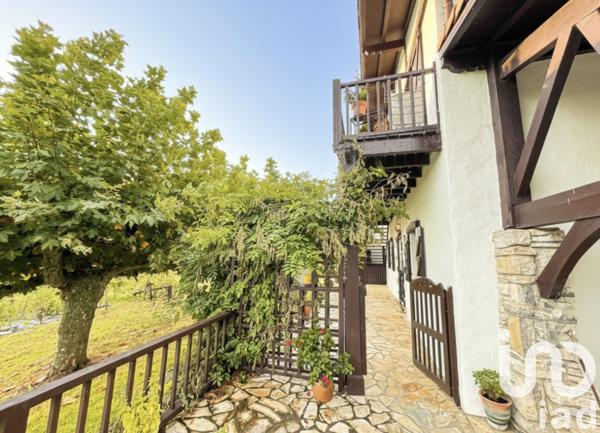 Maison à vendre 9 pièces 290 m² Villefranque