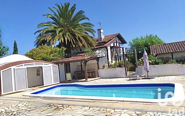 Maison à vendre 9 pièces 290 m² Villefranque