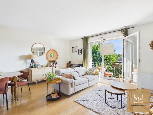 Appartement 3 pièces de 68 m² avec balcon + parking