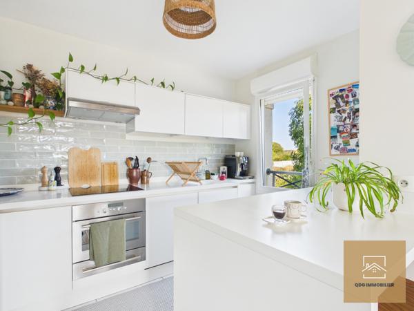 Appartement 3 pièces de 68 m² avec balcon + parking