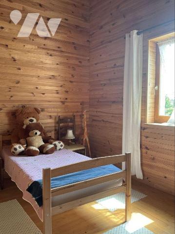 A VENDRE: Sur les hauteurs de GOURDON (Lot - 46) grande maison avec pigeonnier, en campagne, su...