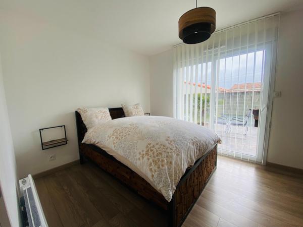 COUP DE COEUR ASSURE SUR CHAMBON ! VENEZ VITE DECOUVRIR CETTE PEPITE A 10 MIN DE LA GARE DE SURGERES !