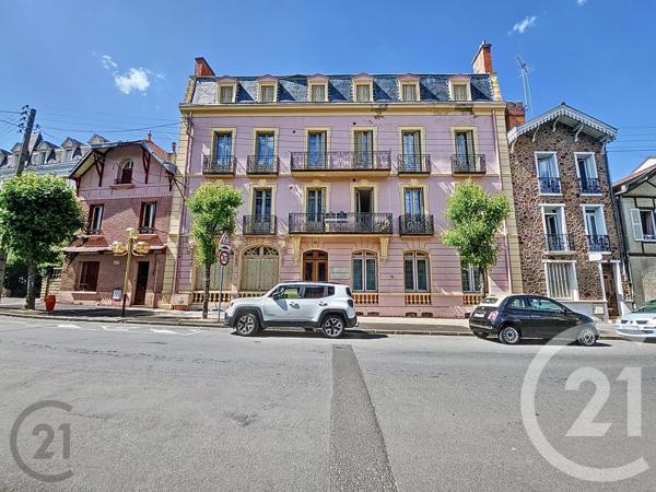 Maison à vendre  22 pièces - 609,54 m 2   CHATEL GUYON  - 63