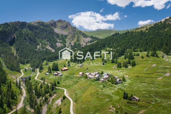 Véritable chalet d’alpage à 1985 m d'altitude