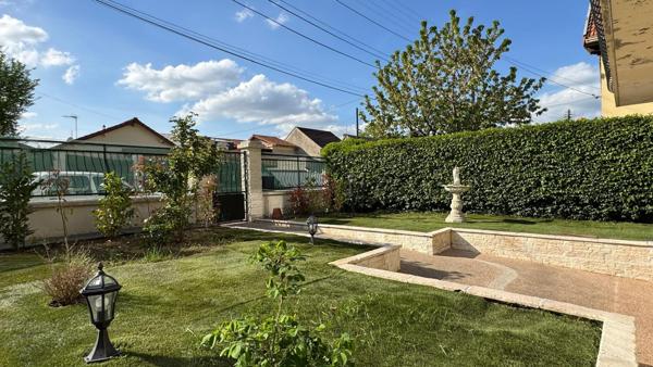 Belle maison familiale de 198 m² avec jardin et terrasse