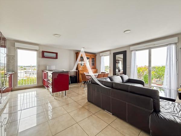 A VENDRE Appartement T4/5 de 87 m² avec terrasse et place de parking 13013 Marseille