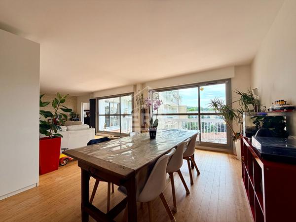 Appartement familial de 151 m² ? Dernier étage ? 4 chambres ? Box ? Sèvres centre / Brancas