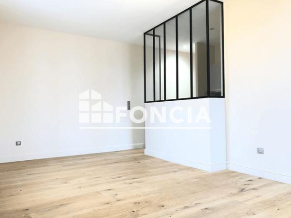 Location Appartement 2 pièces 52.25 m² - Blois 41000