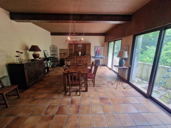 Maison de 308 M2 avec un fort potentiel de réamenagement