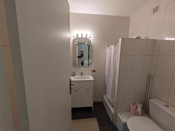 Studio de 25,16 m² à louer ? Le Pecq ? À 15 min à pied du RER A Saint-Germain-en-Laye Loyer 780 €/mois charges comprises **  - Référence  18388