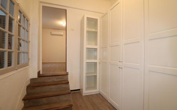 Appartement à vendre    3 pièces • 55 m2 Roquevaire