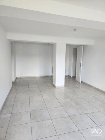 Location appartement 3 pièces 66 m² Chamigny