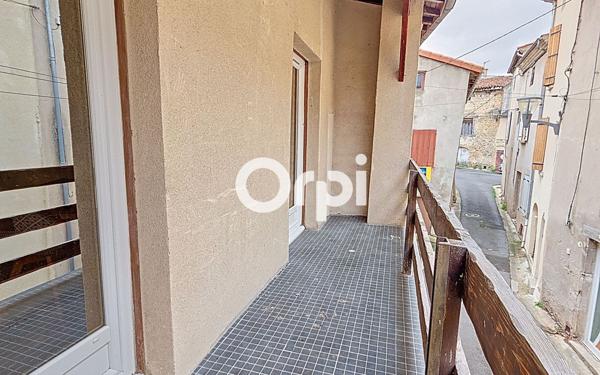 Maison à vendre    4 pièces •  Saint-Germain-Lembron