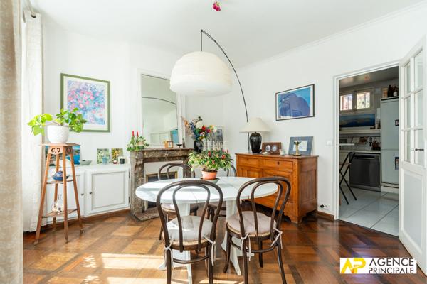 Maison de ville - 7 pièce(s) 138 m2 €760 000 ** - Référence 13419