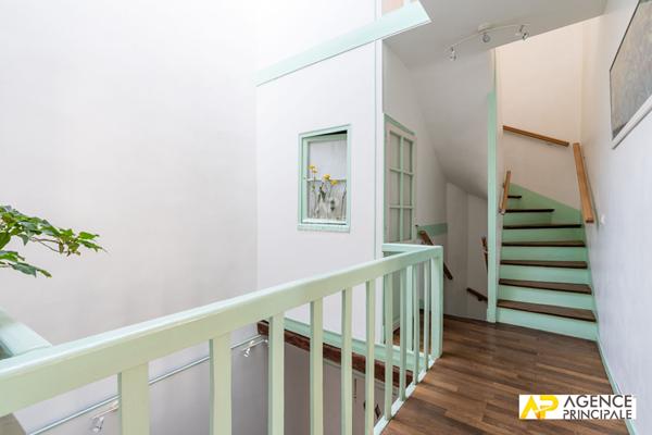 Maison de ville - 7 pièce(s) 138 m2 €760 000 ** - Référence 13419