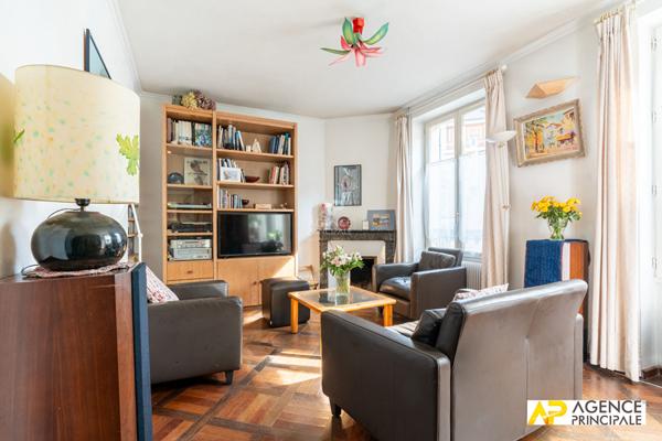 Maison de ville - 7 pièce(s) 138 m2 €760 000 ** - Référence 13419