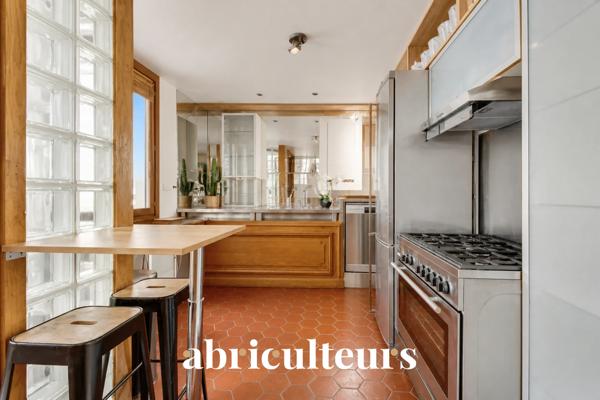 Maison individuelle atypique avec jardin et studio indépendant Garches